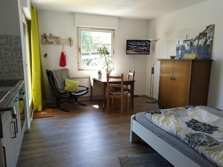 Fewo Clemens - Wohnkueche + 2 Schlafraeume + Bad + Terrasse Hamm  Bagian luar foto